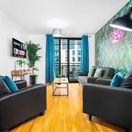 Funky Arcadian Centre Apartment By Azura Nights Birmingham Exterior photo