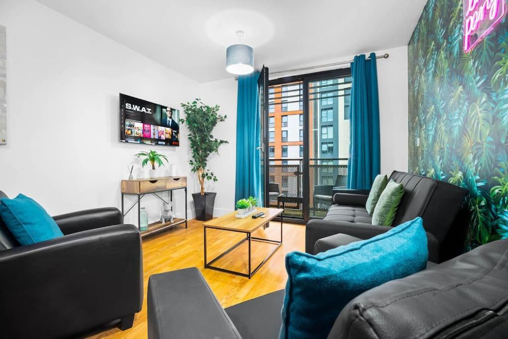 Funky Arcadian Centre Apartment By Azura Nights Birmingham Exterior photo